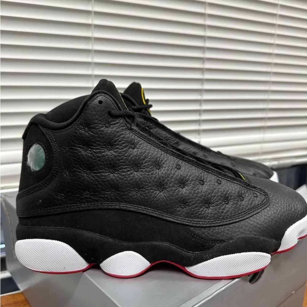 Air Jordan 13 Retro men’s size 9.5